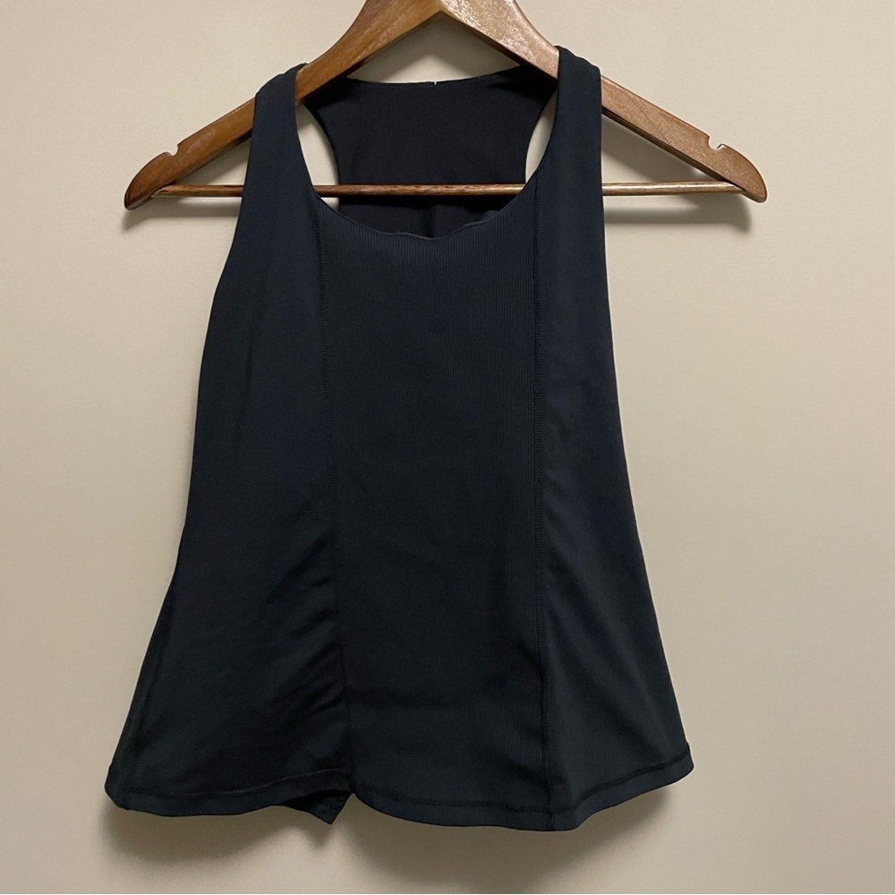 Black Lululemon Racerback Tank with Mesh Shelf Bra Women’s Small